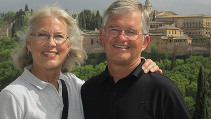 Photo of Dr. Robert (MD ’85) and Pamela Munson.